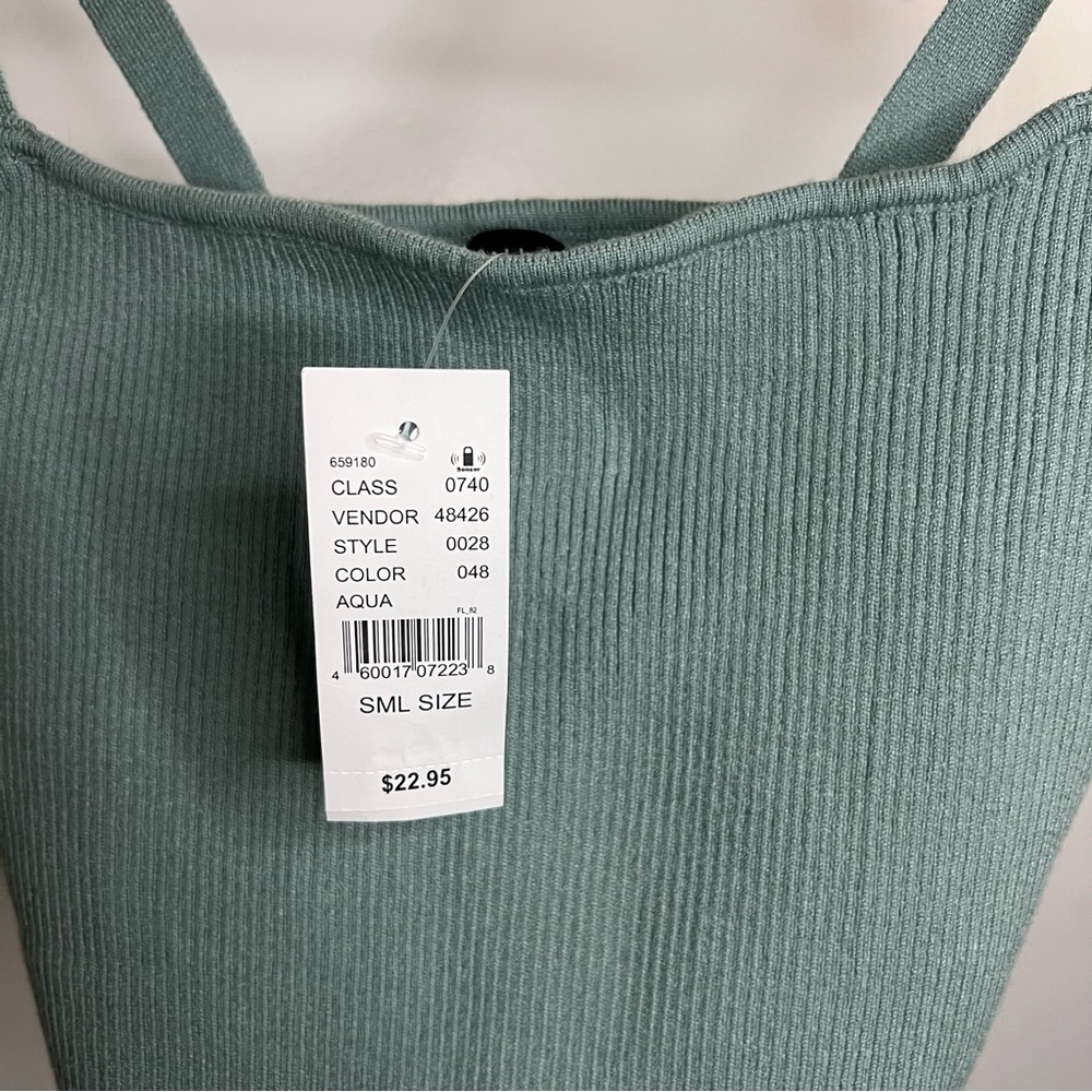 NWT Pacsun x Kendall & Kylie Ribbed Knitted Cropped Tank Top - Picture 3 of 6